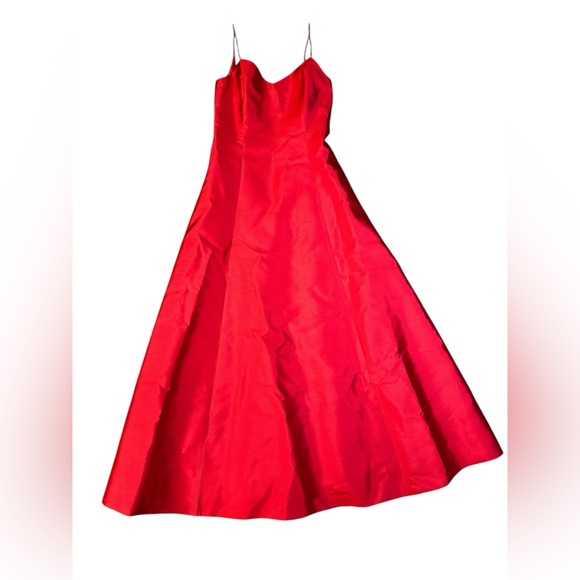Lauren Ralph Lauren Red Silk Formal Gown Size 6 - Picture 2 of 7